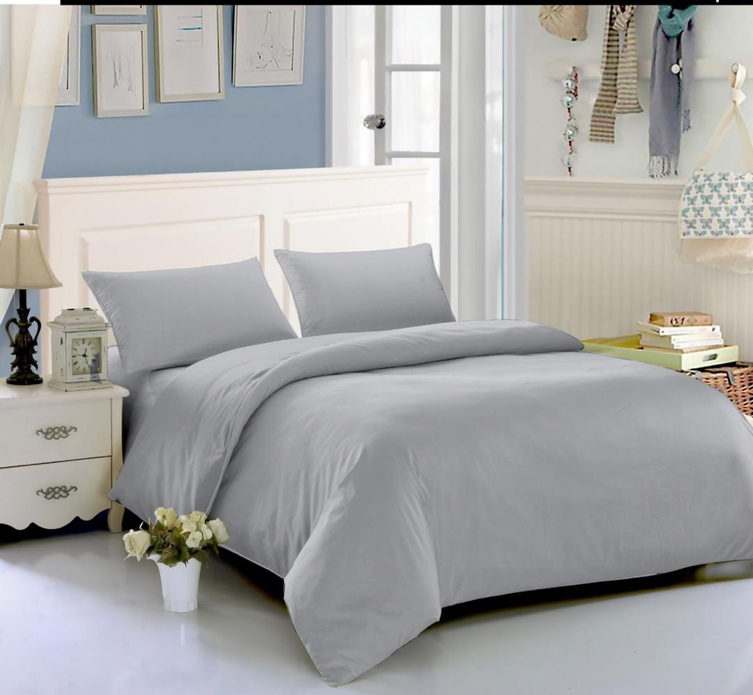 6 - Piece King Size plain Hotel duvet set