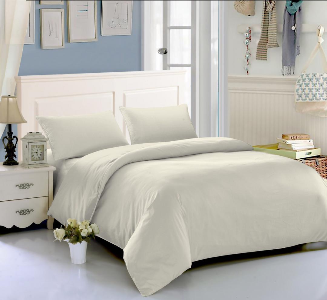 6 - Piece King Size plain Hotel duvet set